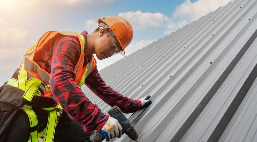 Professional Emergency Roof Repairs services in Sanford, MI